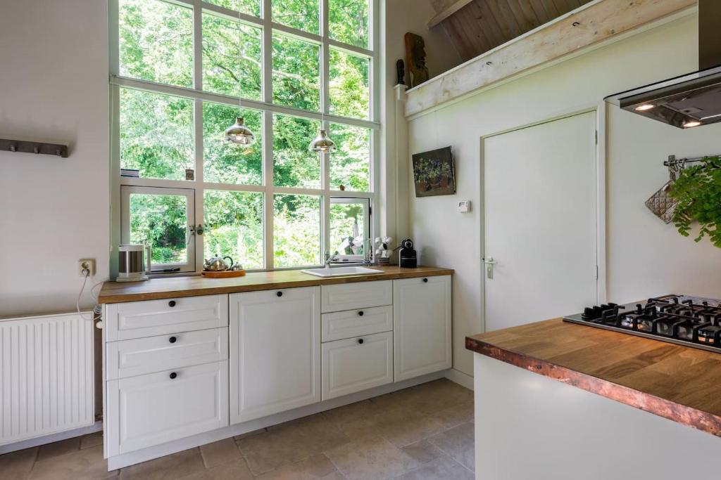 Unique Atelier in Bergen room 4