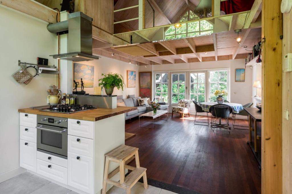 Unique Atelier in Bergen room 5